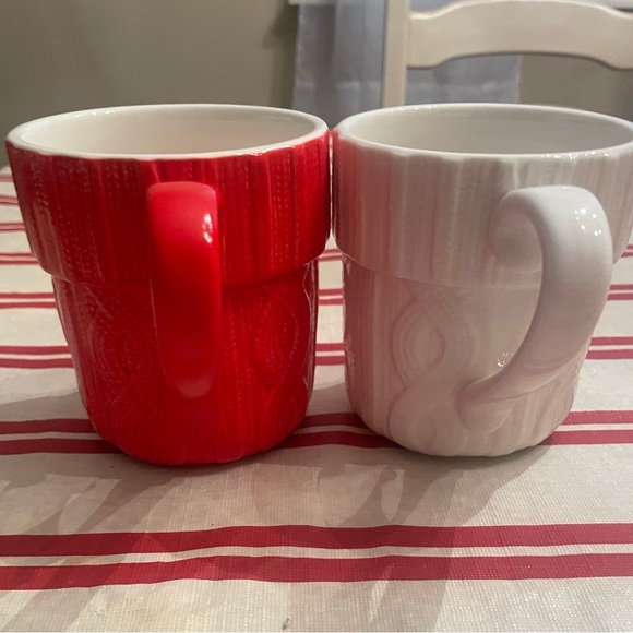 Set of two Sweater Cuddle Mugs ❤️🤍 SO COZY & CUTE! - Picture 3 of 4
